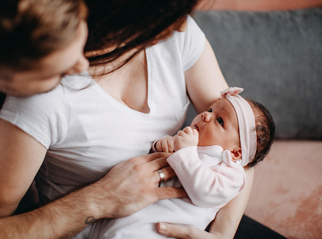 IS THE BABY CONNECTED WITH THE SURROGATE?